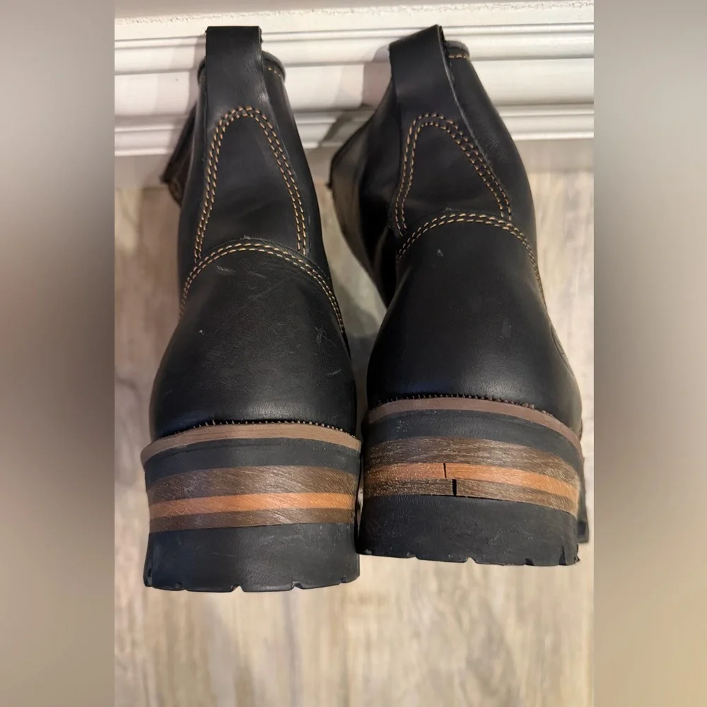 Skechers Vintage Laramie Boots 🥾 - Picture 12 of 16